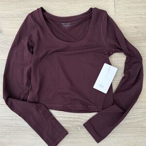 Athleta Shanti Fitted Crop Long Sleeve Tee